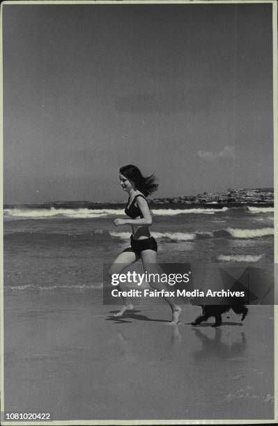 Spring at North Bondi -- The brilliant Spring sunshine brought many people onto Sydney's beaches for the first time since last season, today. The...