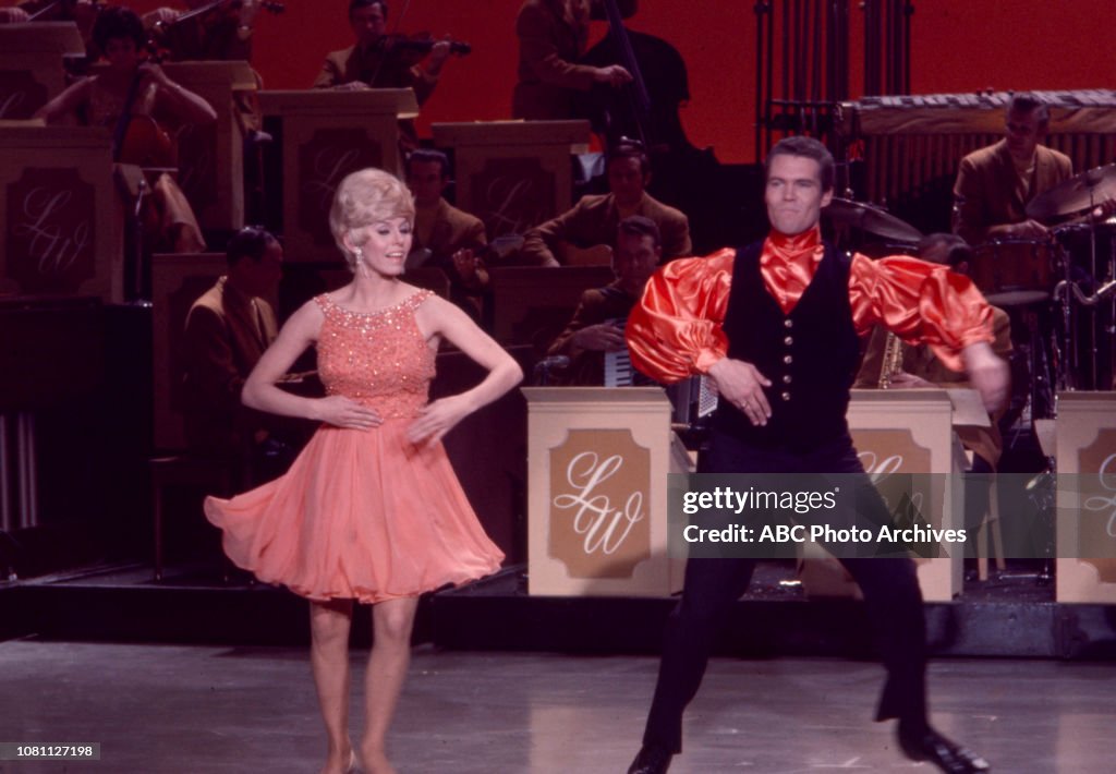 George Cates Cast members performing on 'The Lawrence Welk Show'. News Photo - Getty ...
