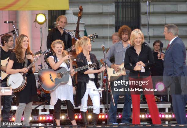 Emily Robison, Natalie Maines, Martie Maguire, Diane Sawyer, Charles Gibson, the Dixie Chicks appearing on ABC's 'Good Morning America' summer...