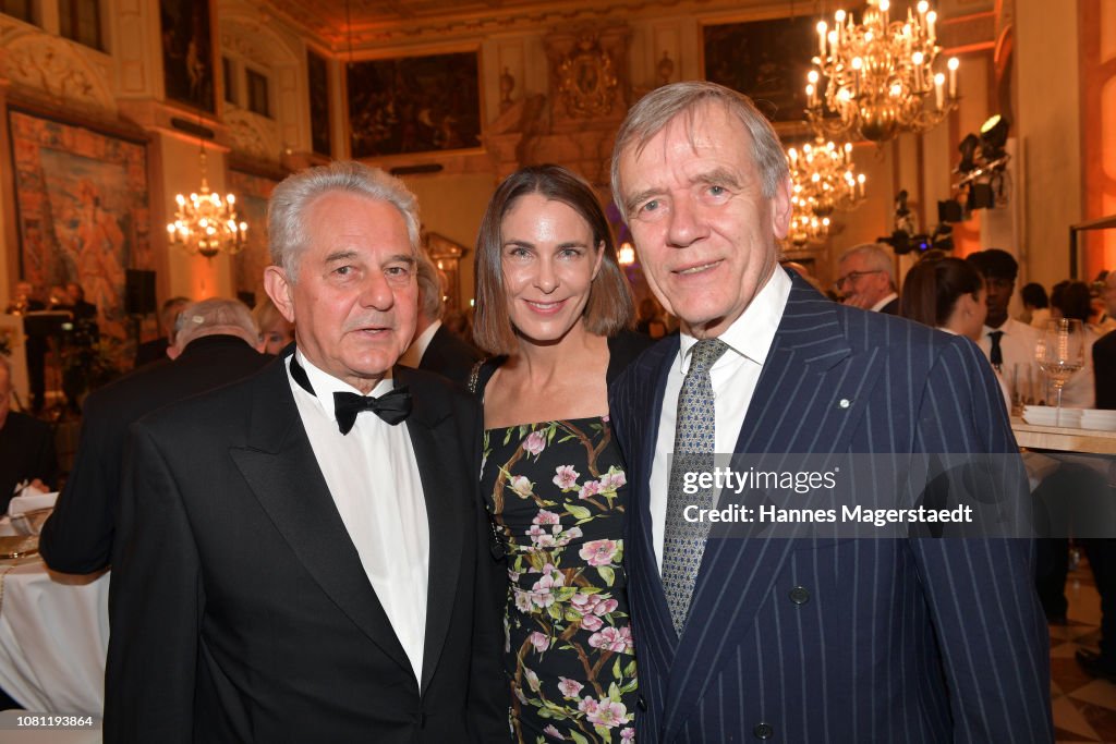 Kurt Faltlhauser, Veronika von Waldenfels and Dr. Freiherr von... News Photo Getty Images Kurt Faltlhauser, Veronika von Waldenfels and Dr. Freiherr von... News Photo Getty Images