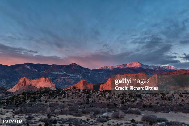 tuin ochtendzon - colorado springs stockfoto's en -beelden