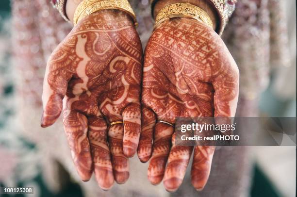 henna hands - henna tattoo stock pictures, royalty-free photos & images