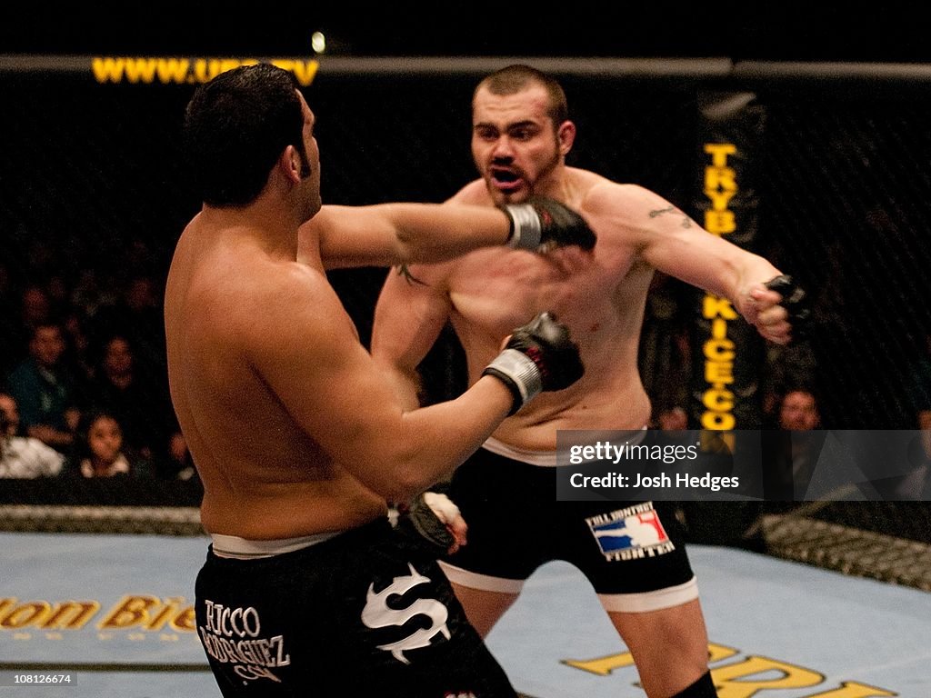 UFC 41: Sylvia vs. Rodriguez