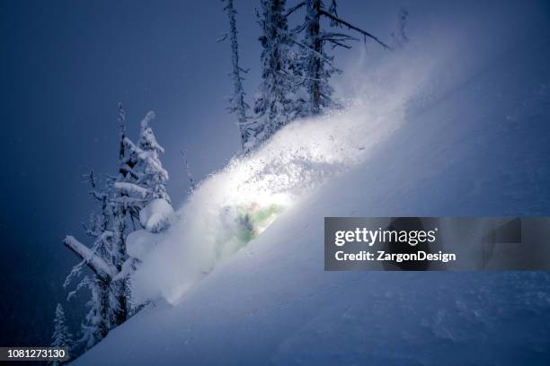 powder skiing - extreme skiing stock pictures, royalty-free photos & images
