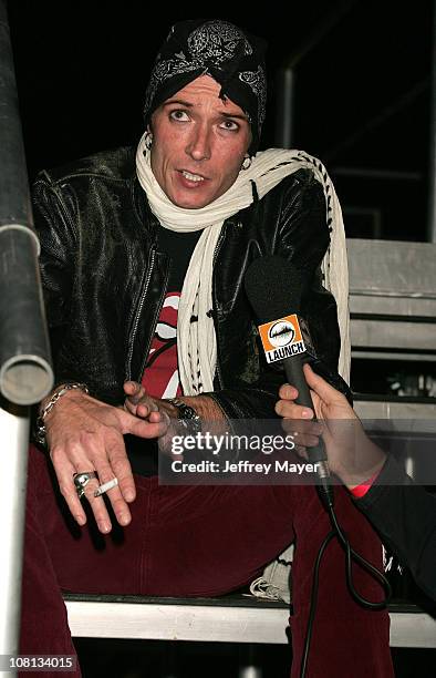 Scott Weiland of Velvet Revolver during Velvet Revolver Takes Over Sunset Blvd with Surprise Concert - October 13, 2004 at Sunset Blvd in Los...