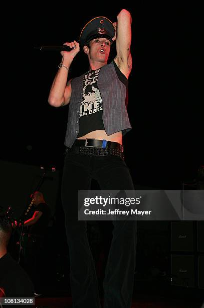 Scott Weiland of Velvet Revolver during Velvet Revolver Takes Over Sunset Blvd with Surprise Concert - October 13, 2004 at Sunset Blvd in Los...