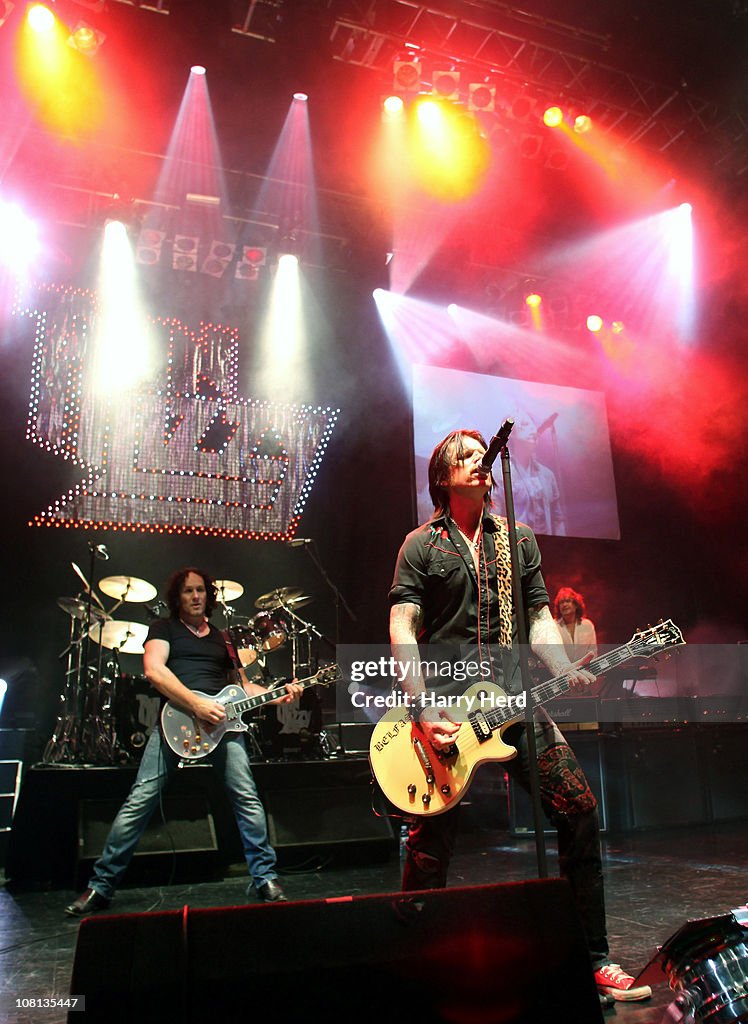 Thin Lizzy Performs in Southampton