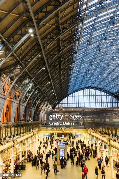 71 Interior Of St Pancras International Stock Photos, High-Res Pictures ...