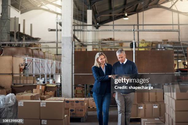 they know it all when it comes to logistics - large company stock pictures, royalty-free photos & images