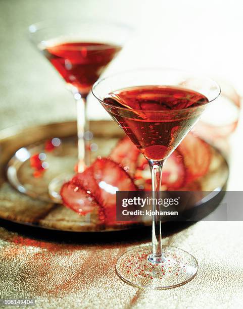 cocktails - martini stockfoto's en -beelden