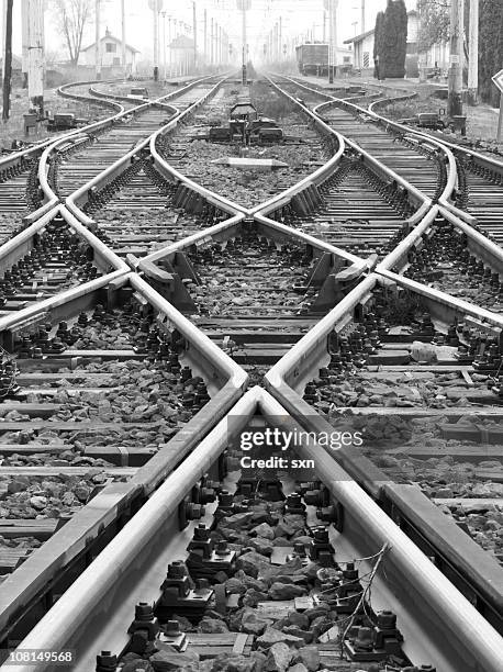 rail möglichkeiten - weichen gleise stock-fotos und bilder