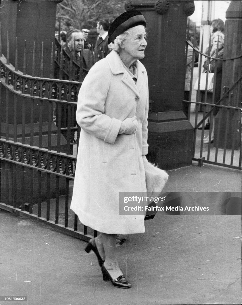 Dame Pattie Menzies arrives at St. Patrick.Funeral of former Federal Opposition leader Mr. Arthur Calwell, who died last Sunday. The service was held at St. Patrick's Cathedral in Melbourne and the burial at the Melbourne General Cemetery.