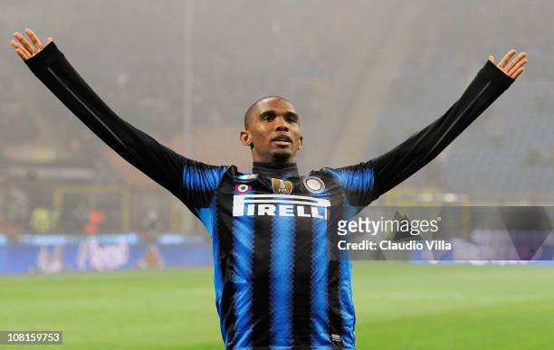 Samuel Eto'o of Inter Milan celebrates scoring the first goal during the Serie A match between Inter and Cesena at Stadio Giuseppe Meazza on January...
