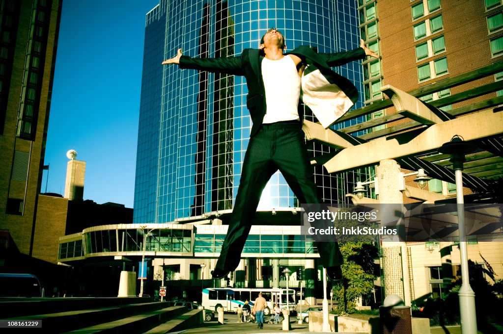 Man in ミッド Air