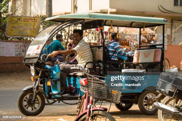 E Rickshaw Drivers Photos and Premium High Res Pictures - Getty Images