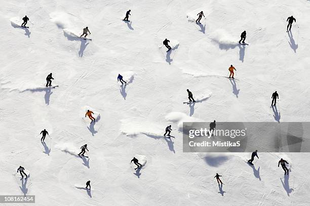 crowded holiday - snowboarding stock pictures, royalty-free photos & images