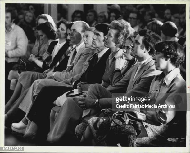Don Chip Don Chipp Photos and Premium High Res Pictures - Getty Images