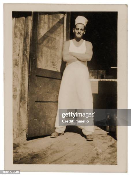 hombre en su taller-vintage - carnicero fotografías e imágenes de stock