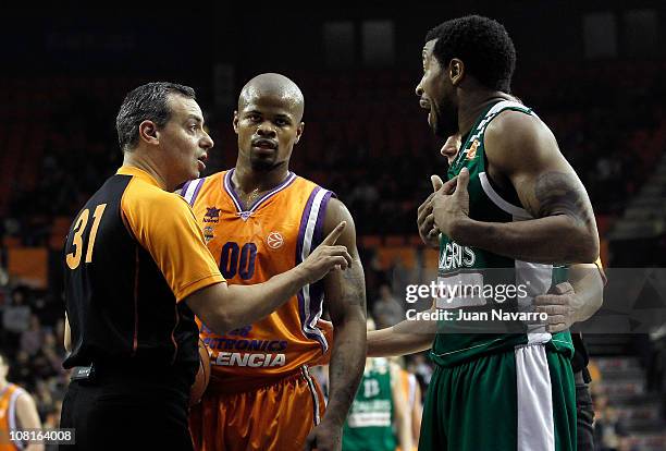 DeJuan Collins, #41 of Zalgiris Kaunas reacts beside Omar Cook, #00 of Power Electronics Valencia to the official during the 2010-2011 Turkish...