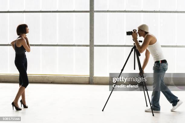 Photographer Using Model 41,974 Photographer And Model Stock Photos, High-Res Pictures, and ...