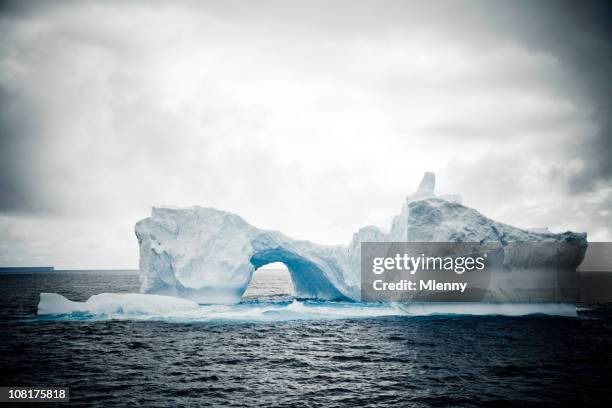 amazing iceberg - mlenny photography stock pictures, royalty-free photos & images