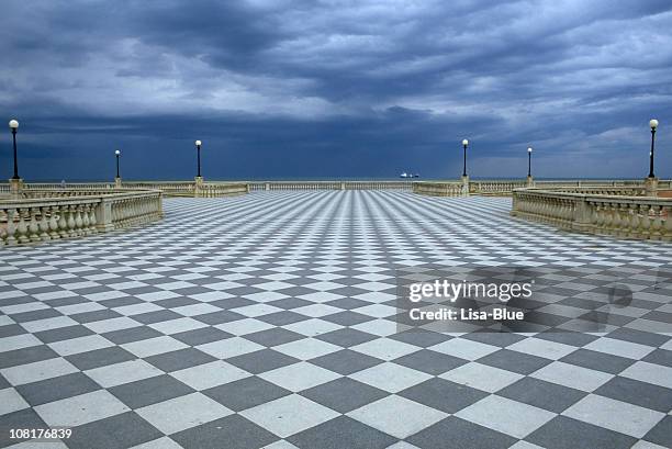 checked boardwalk promenade by the sea - double check stock pictures, royalty-free photos & images
