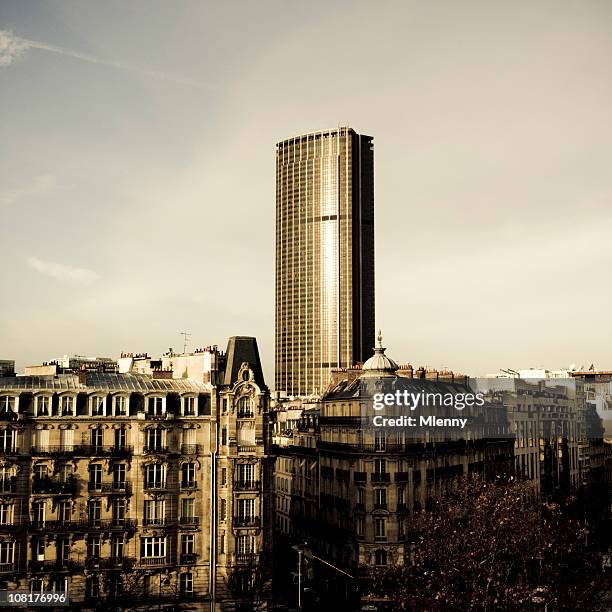 montparnasse tower - tour montparnasse stock pictures, royalty-free photos & images