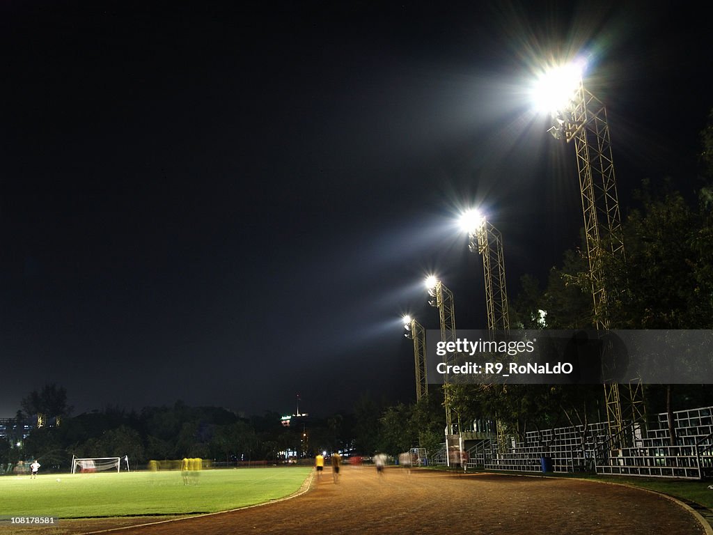 Stadium, de nuit