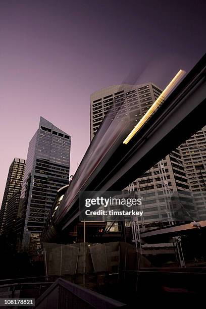 シドニーモノレール - sydney at dusk ストックフォトと画像