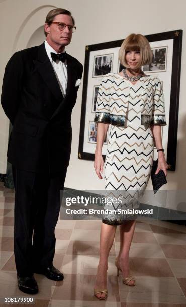 Anna Wintour , editor-in-chief of American Vogue magazine, and Shelby Bryan arrive at the White House for a state dinner 19, 2011 in Washington, DC....