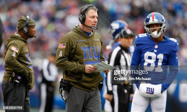 Head coach Pat Shurmur of the New York Giants in action against the Tampa Bay Buccaneers on November 18, 2018 at MetLife Stadium in East Rutherford,...