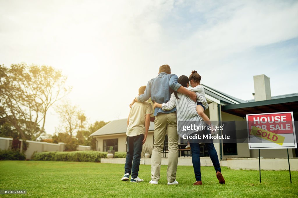 Ich ziehe meine Familie in unser Traumhaus
