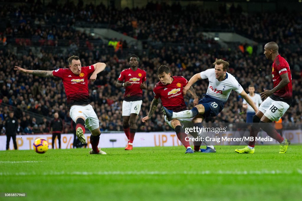 Tottenham Hotspur v Manchester United - Premier League