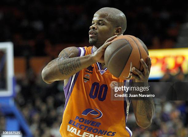 Omar Cook, #00 of Power Electronics Valencia in action during the 2010-2011 Turkish Airlines Euroleague Top 16 Date 1 game between Power Electronics...