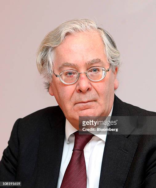 Mervyn King, first vice-chairman of the European Systemic Risk Board , pauses during a news conference at the inaugural meeting of the European...