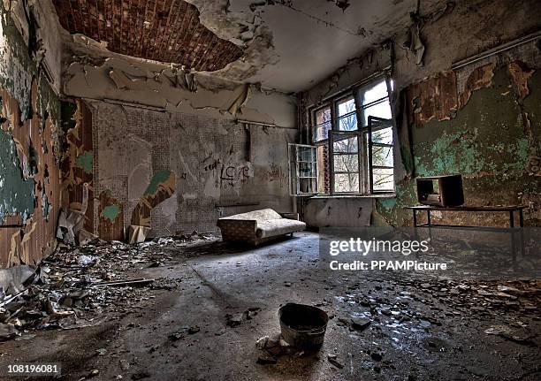 dirty room - abandoned house stock pictures, royalty-free photos & images