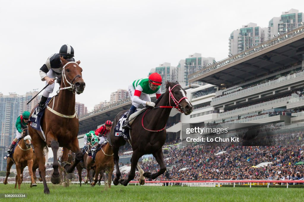 Exultant wins Longines Hong Kong Vase (G1 2400m)