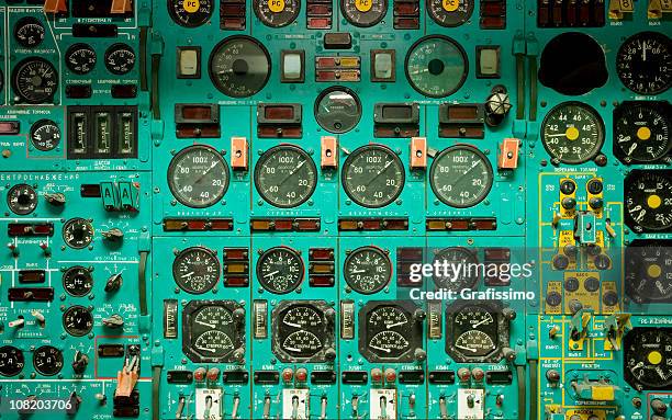 airplane cockpit dials - cockpit stock pictures, royalty-free photos & images