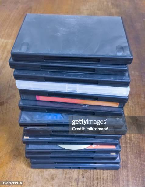 Stack Of Dvd Cases Stock-Fotos und Bilder - Getty Images