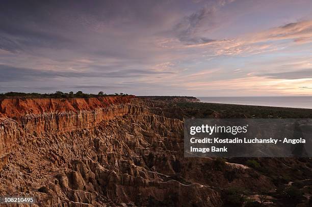 miradouro-da-lua (moon valley viewpoint) at dusk - angola stock pictures, royalty-free photos & images