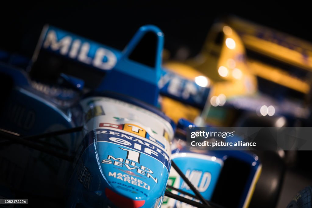 03 December 2018, North Rhine-Westphalia, Köln: A Formula 1 car by ...