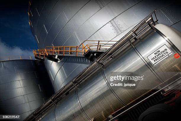 Non Api Tank 3,285 Non Motorised Transport Stock Photos, High-Res Pictures, and ...
