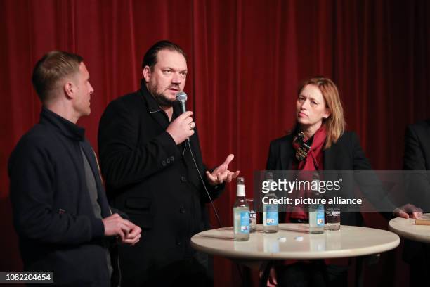 January 2019, Schleswig-Holstein, Lübeck: Sebastian Schultz , filmmaker, Charly Hübner, filmmaker and actor, and Karin Prien , Minister of Education...