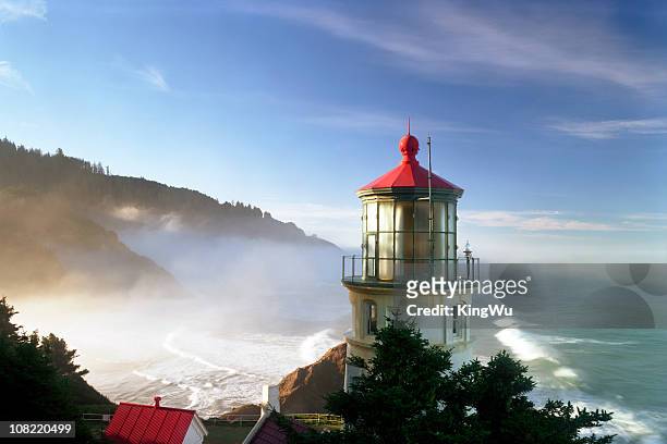 heceta head lighthouse - oregon coast stock-fotos und bilder
