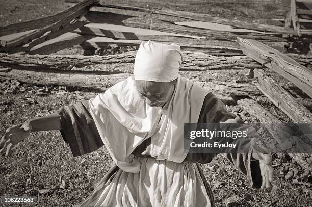 portrait of african american slave re-enactment - black woman slave stock pictures, royalty-free photos & images