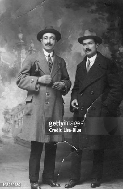 dois empresários de 1917.black e branco - século xx - fotografias e filmes do acervo