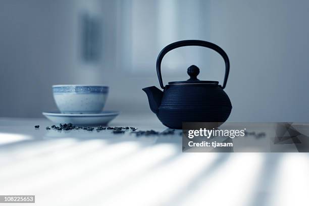 teahouse - tetsubin teapot stock pictures, royalty-free photos & images
