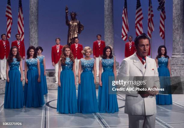 George Cates 300 The Lawrence Welk Show Photos & High Res Pictures - Getty Images