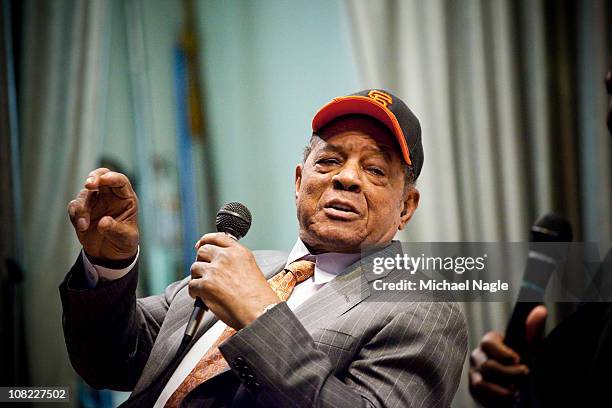 Willie Mays visits PS 46 in Harlem, next to the site of the former Polo Grounds, where the new York Giants played before moving to San Francisco in...