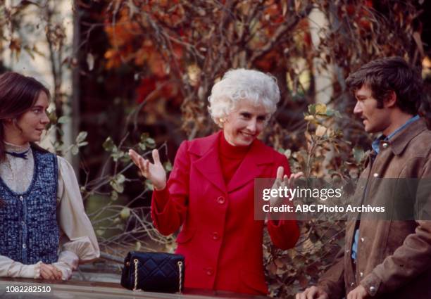 Kitty Winn, Barbara Stanwyck, Michael Anderson Jr appearing in the Disney General Entertainment Content via Getty Images tv movie 'The House That...